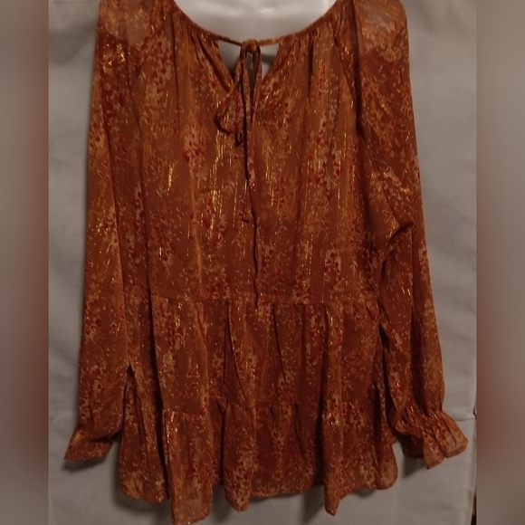 🆕🍁 Andree by Unit Peplum Ruffle Hem Peasant Blouse - Picture 6 of 15